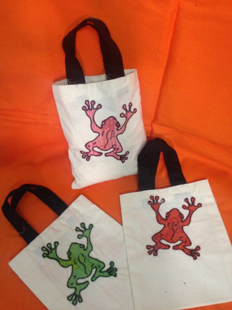 Gift bags: 6" x 7": Applique: Frog - Image 2