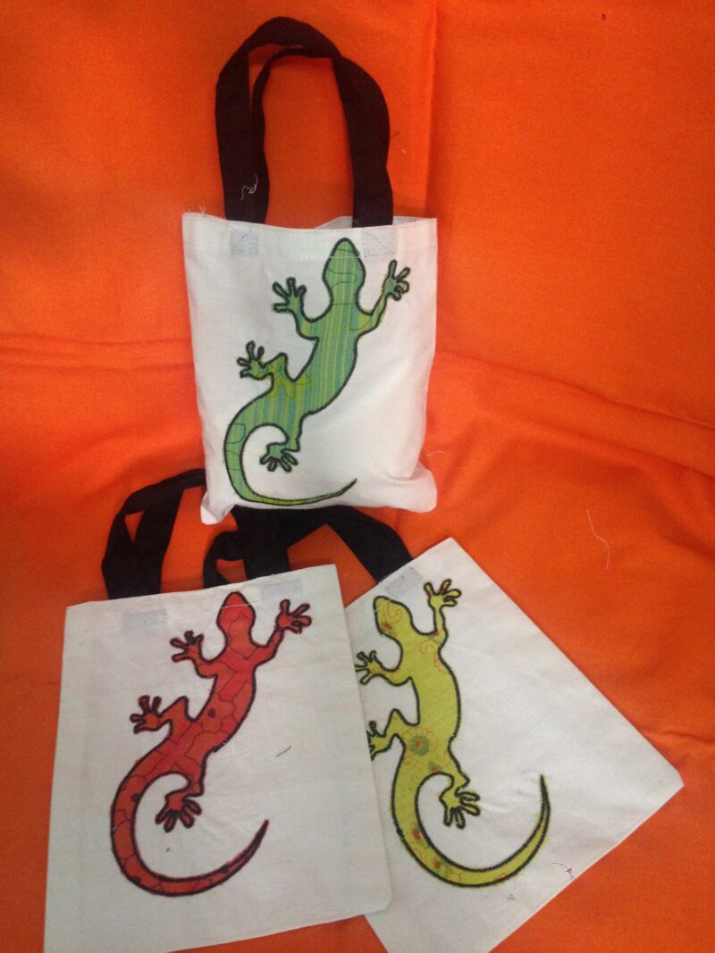 Gift bags: 6" x 7": Applique: Lizard