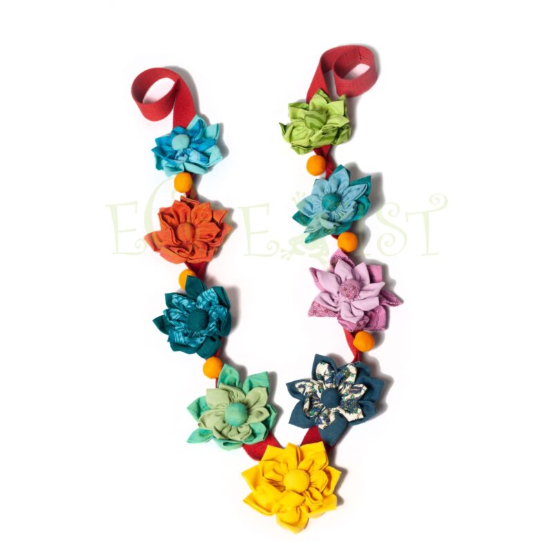 A35: Eco accessories: Cotton flower garland