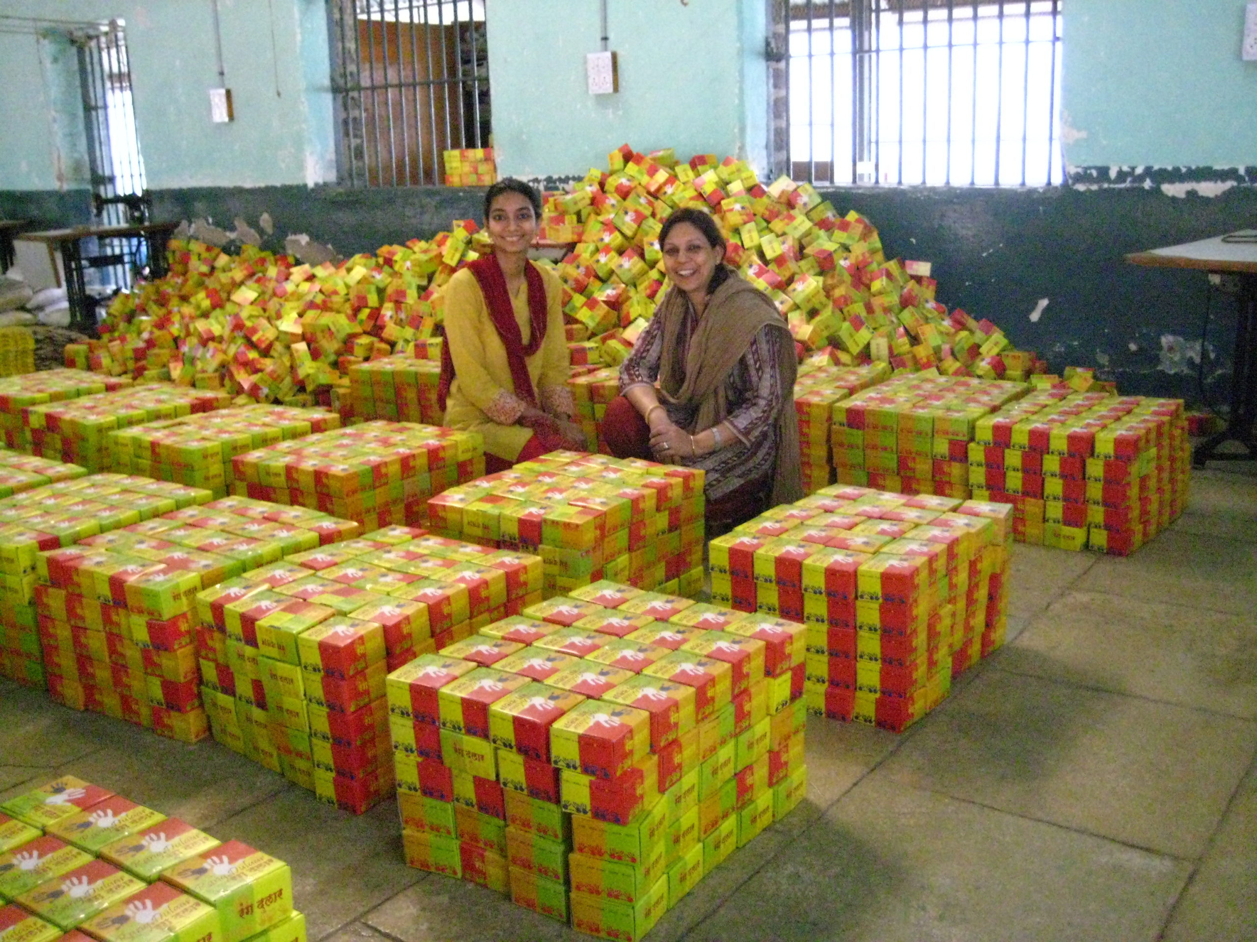 2010 Holi packing yerawada