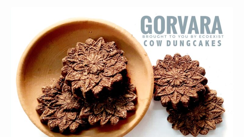 A53: Eco Accessories :Gorvara - cow dung cake - set of 10 - Image 3